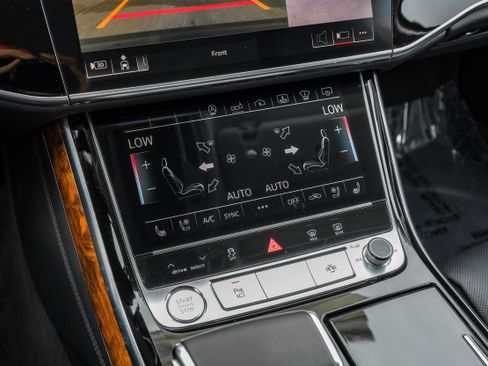 Used 2020 Audi A8 L 4.0T image 30