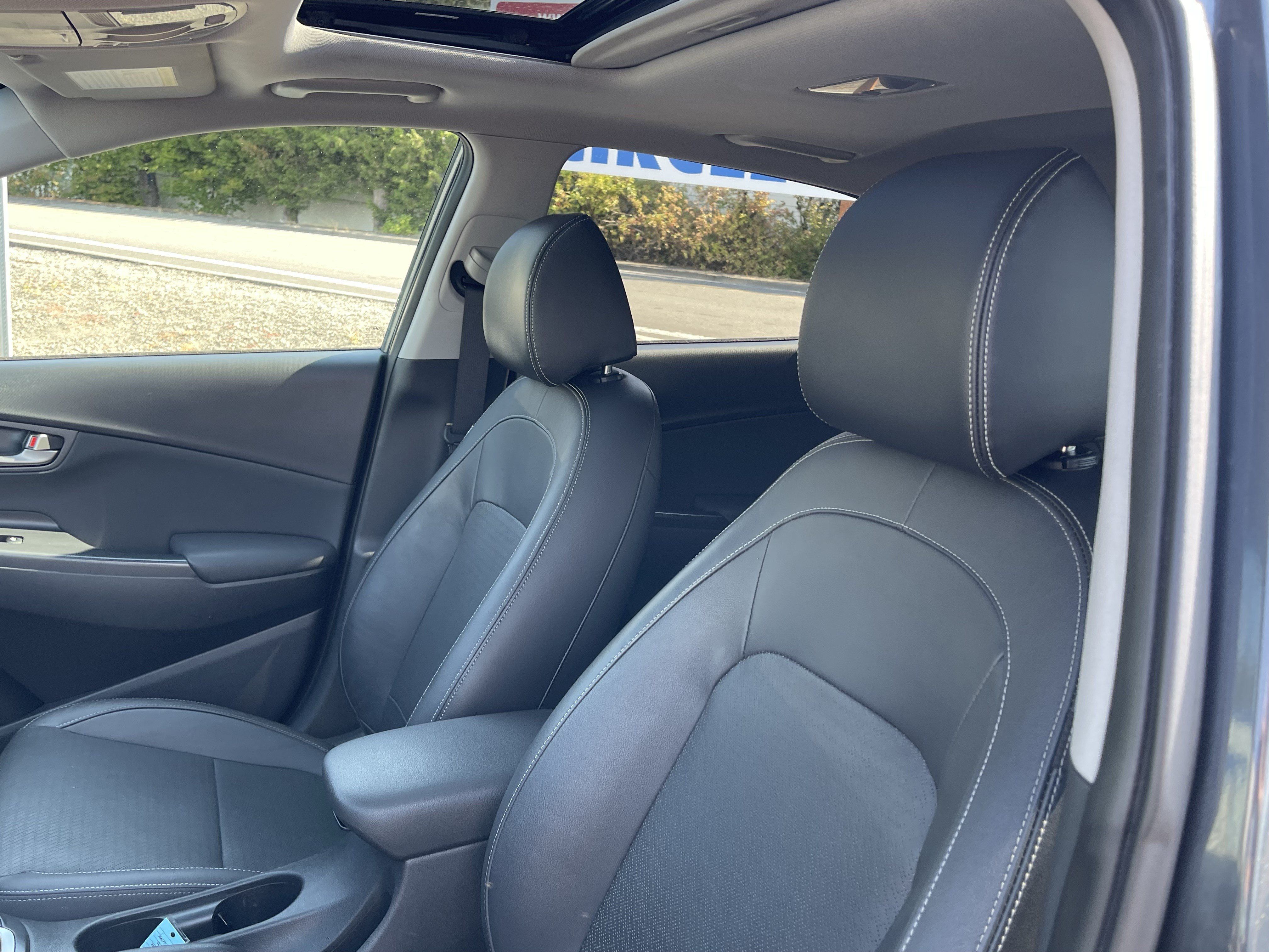 Used 2019 Hyundai Kona Limited FWD image 20