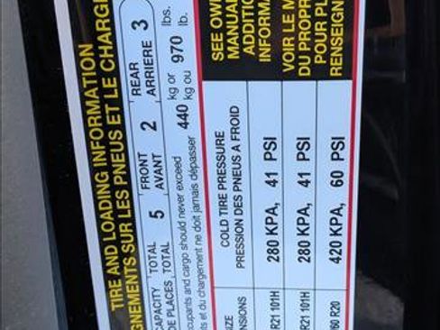 Used 2024 Audi A8 L 3.0T AWD/4WD image 19