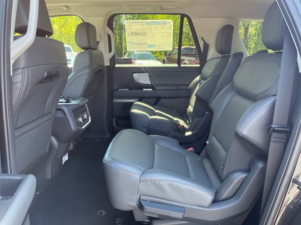 New 2026 Ford Expedition Max Active RWD image 14