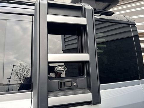 Used 2023 Land Rover Defender 110 X image 5