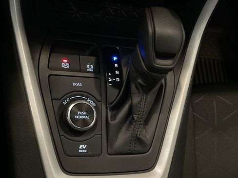 Certified 2024 Toyota RAV4 XLE image 20