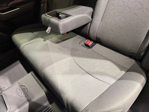 Certified 2023 Toyota RAV4 XLE FWD image 19