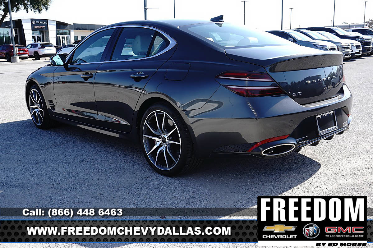 Used 2025 Genesis G70 2.5T RWD image 38