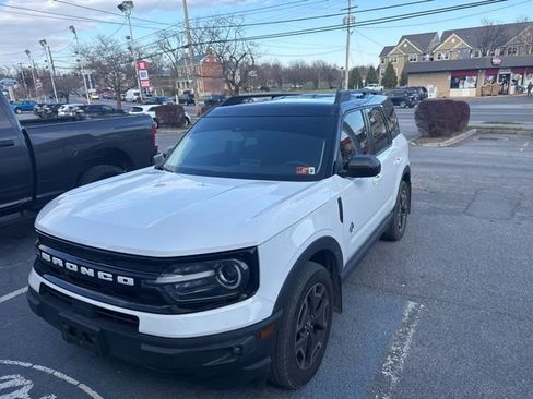 Used 2021 Ford Bronco Sport Outer Banks image 2