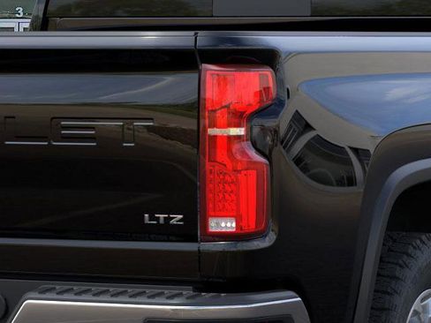 New 2026 Chevrolet Silverado 2500 LTZ w/ LTZ Premium Package image 39