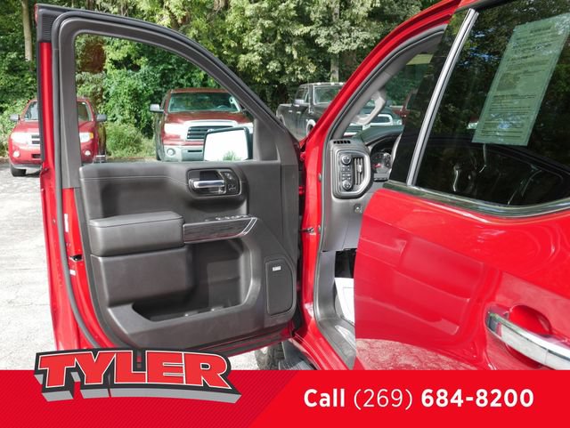 Used 2022 Chevrolet Silverado 1500 LTZ w/ LTZ Premium Package AWD/4WD image 17