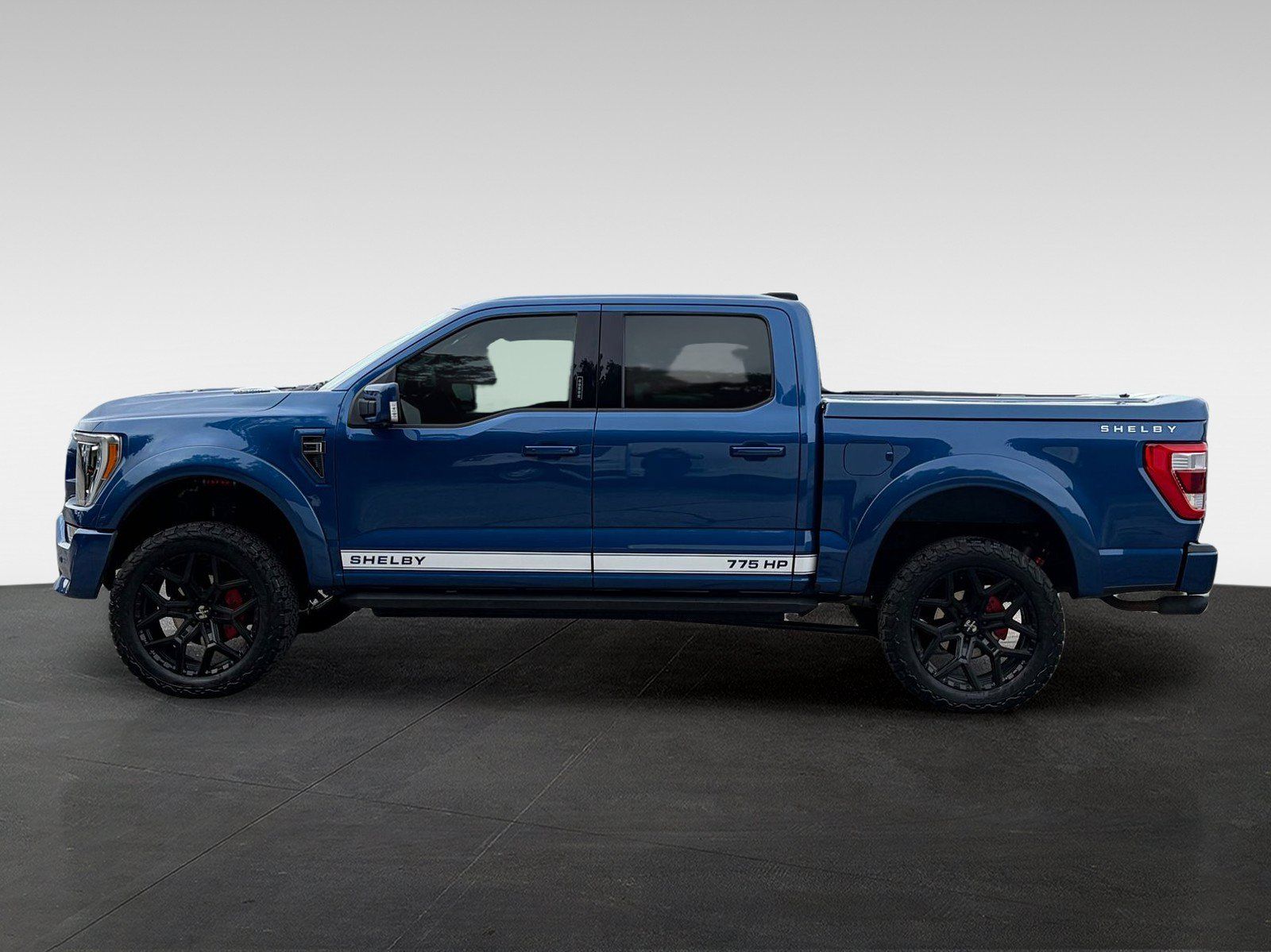 Used 2022 Ford F150 Lariat w/ Equipment Group 502A High AWD/4WD image 8