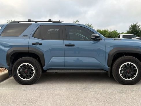 Used 2025 Toyota 4Runner TRD Off-Road Premium w/ Tow Technology Package image 3