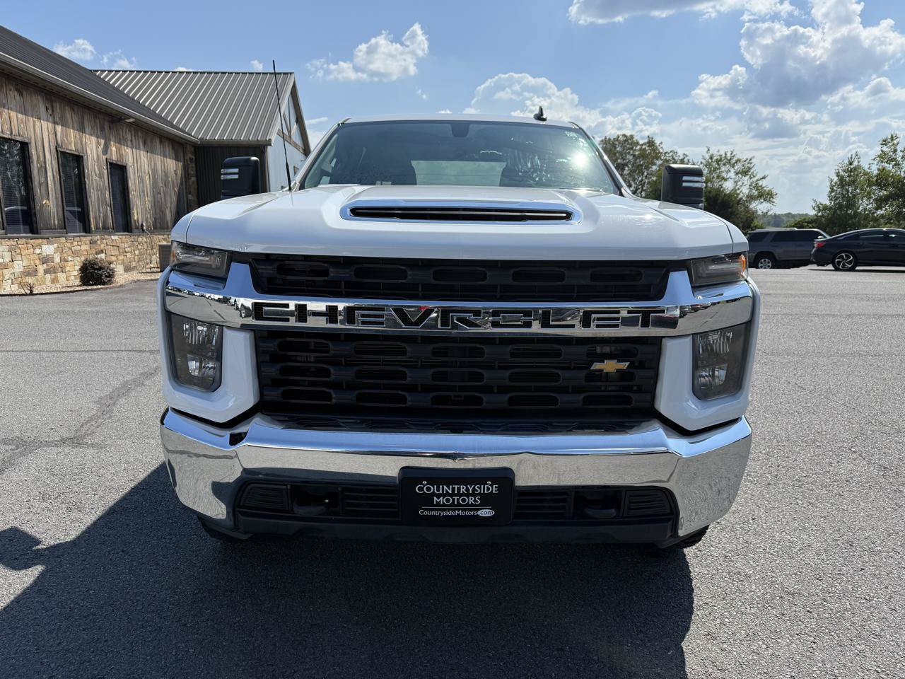 Used 2023 Chevrolet Silverado 2500 LT AWD/4WD image 9