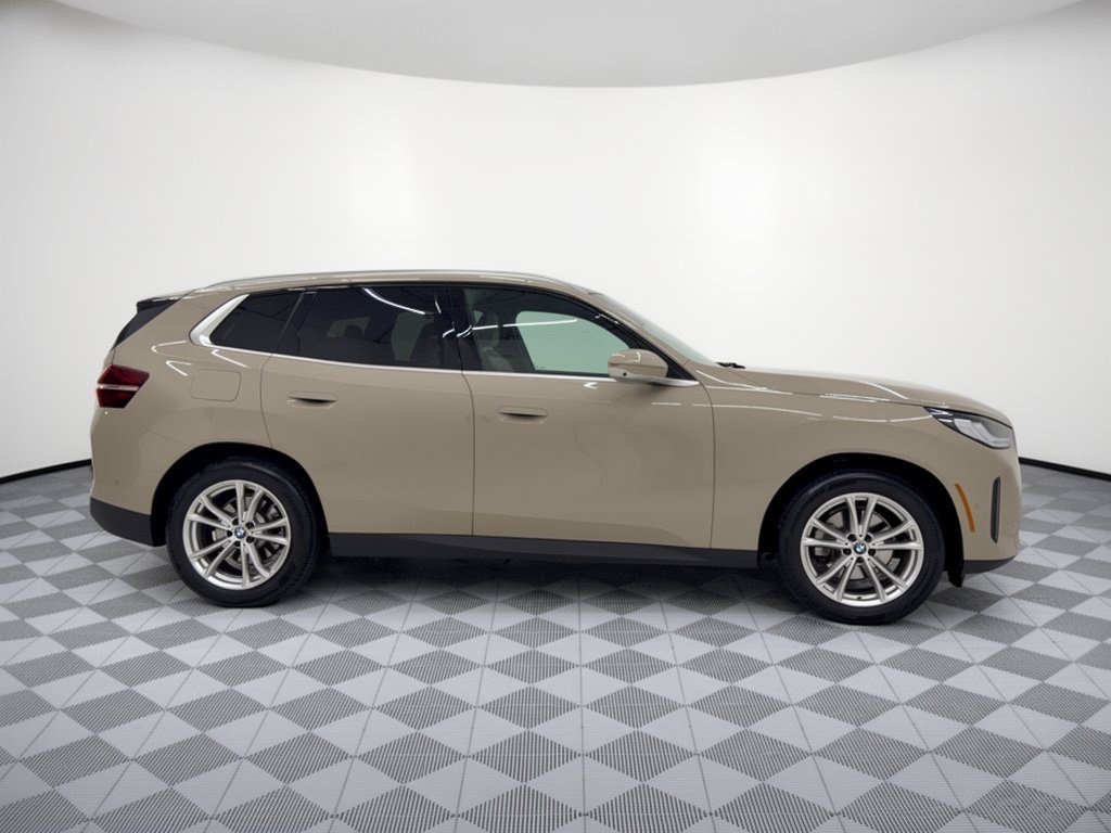 Certified 2025 BMW X3 xDrive30i w/ Premium Package AWD/4WD image 8