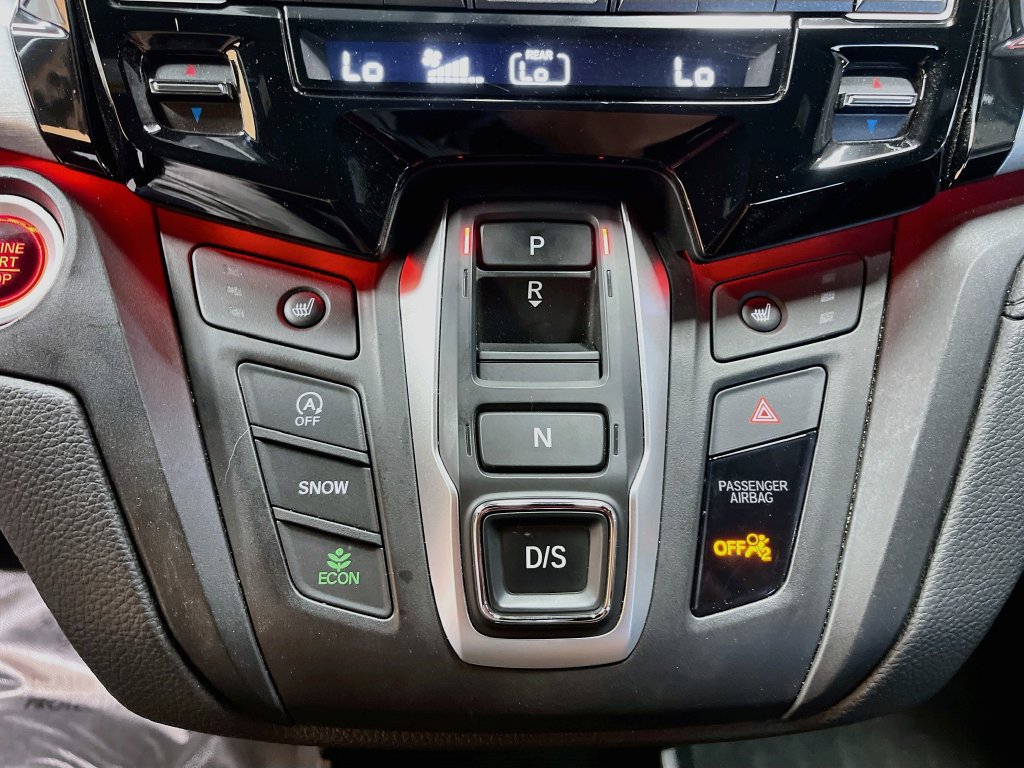 Used 2024 Honda Odyssey Sport image 16