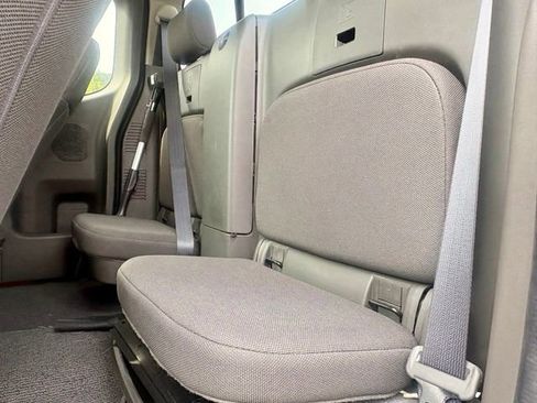 Used 2019 Nissan Frontier SV RWD image 28