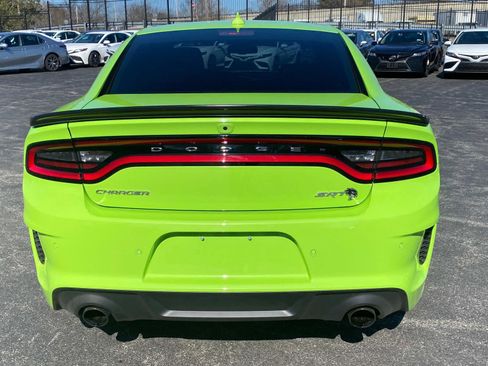 Used 2023 Dodge Charger SRT Hellcat w/ Harman/Kardon Audio Group image 4