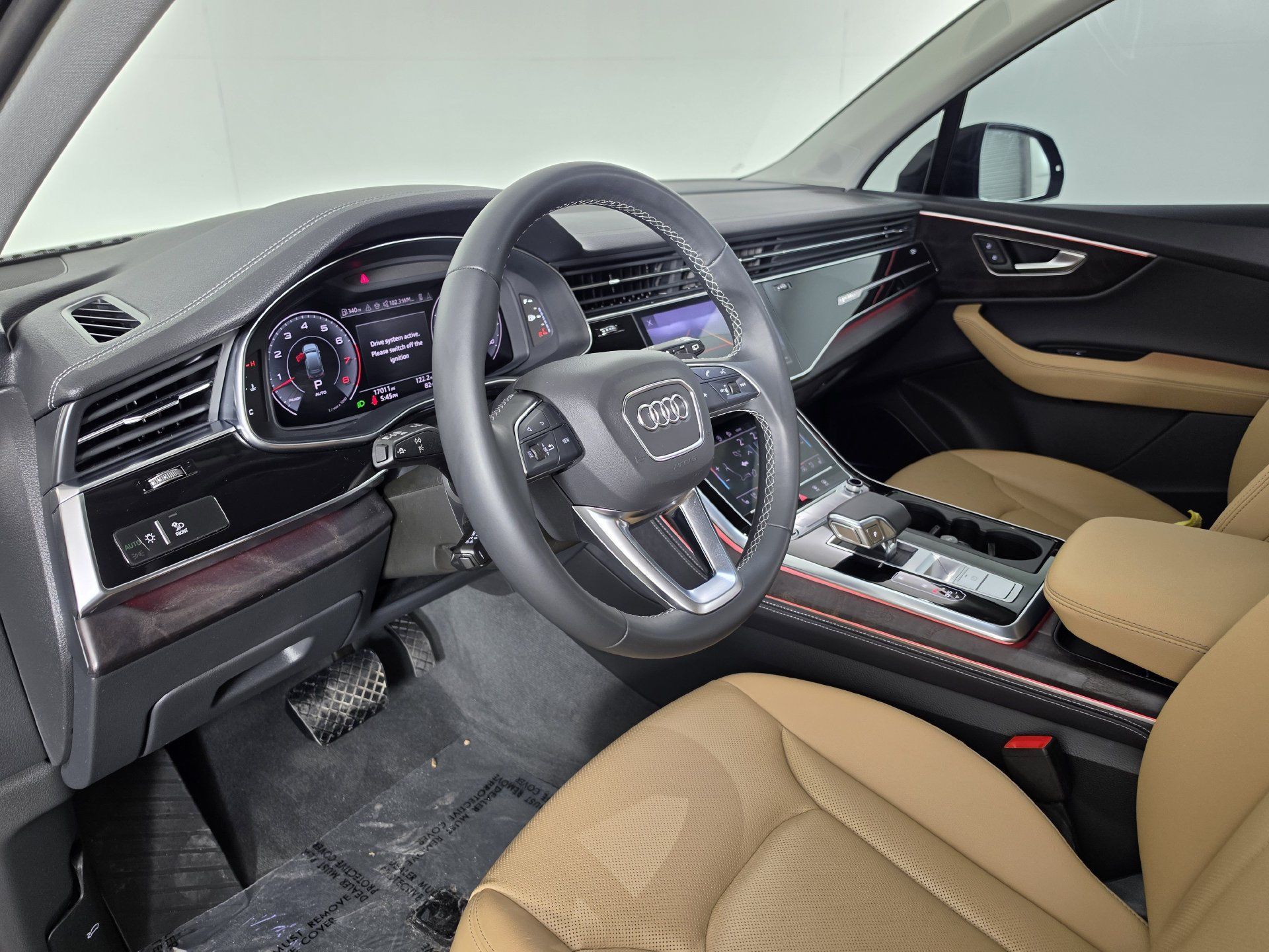 Used 2025 Audi Q7 3.0T Premium Plus AWD/4WD image 2