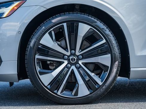 Certified 2023 Volvo S60 B5 Ultimate image 17