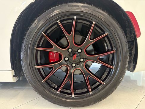 Used 2019 Dodge Charger SXT RWD image 41