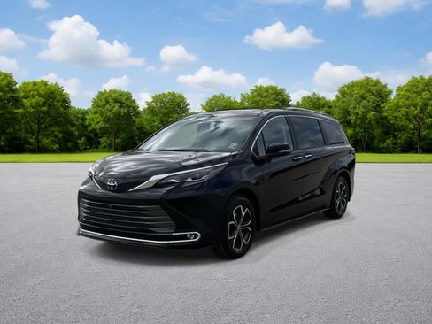 New 2026 Toyota Sienna Platinum image 3