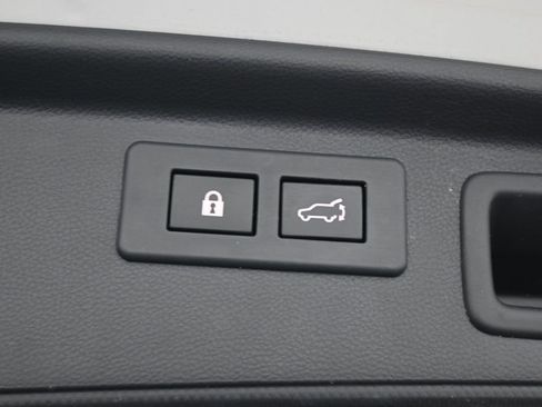 Used 2022 Subaru Forester Limited AWD/4WD image 37