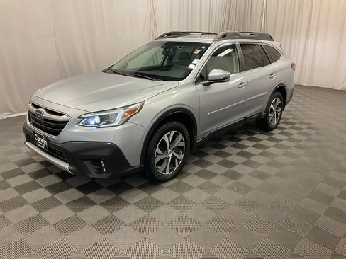 Used 2022 Subaru Outback Limited XT AWD/4WD image 5