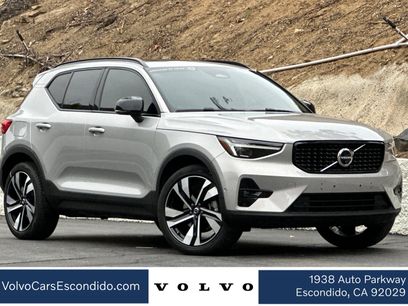 Certified 2024 Volvo XC40 B5 Plus w/ Climate Package