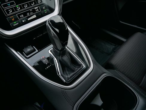 Certified 2025 Subaru Outback Premium image 24