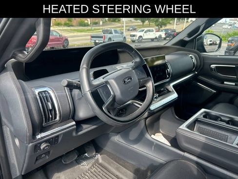 Used 2025 Ford Expedition Max Platinum w/ Stealth Appearance Package AWD/4WD image 17