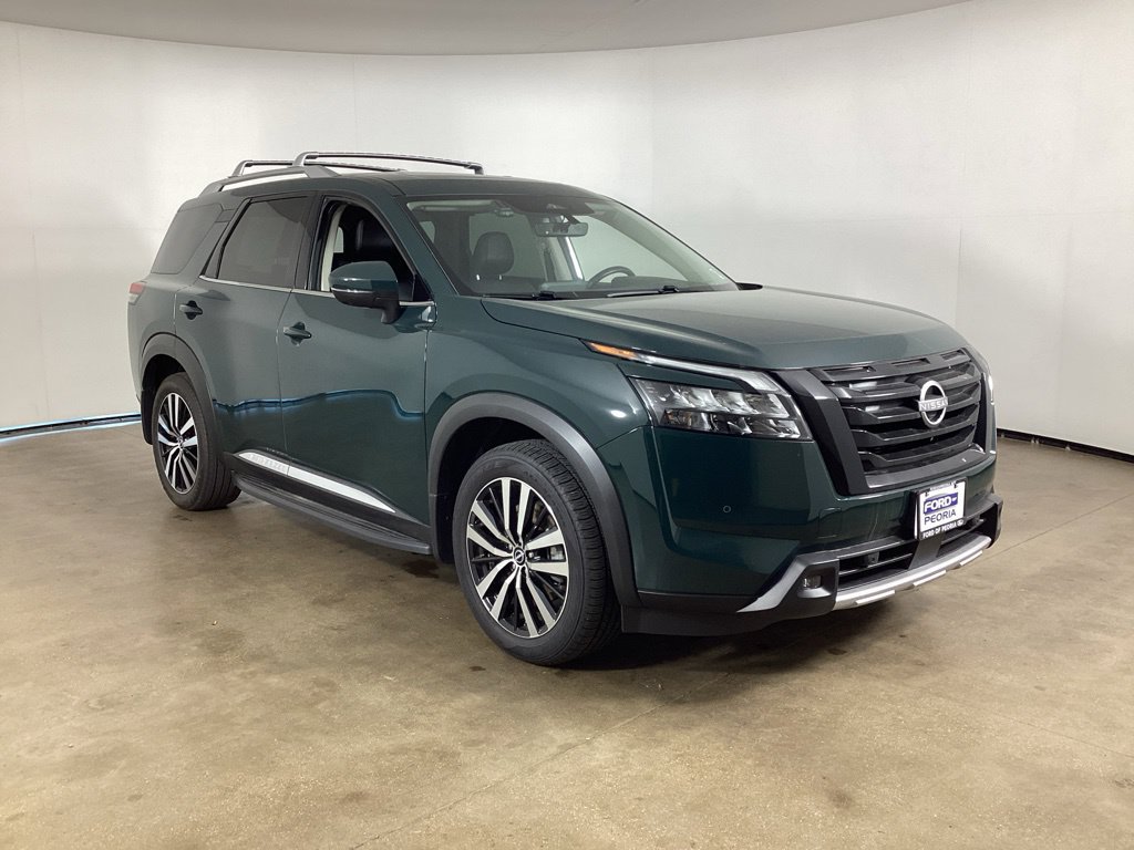 Used 2025 Nissan Pathfinder Platinum w/ Lighting Package (N93) AWD/4WD image 3