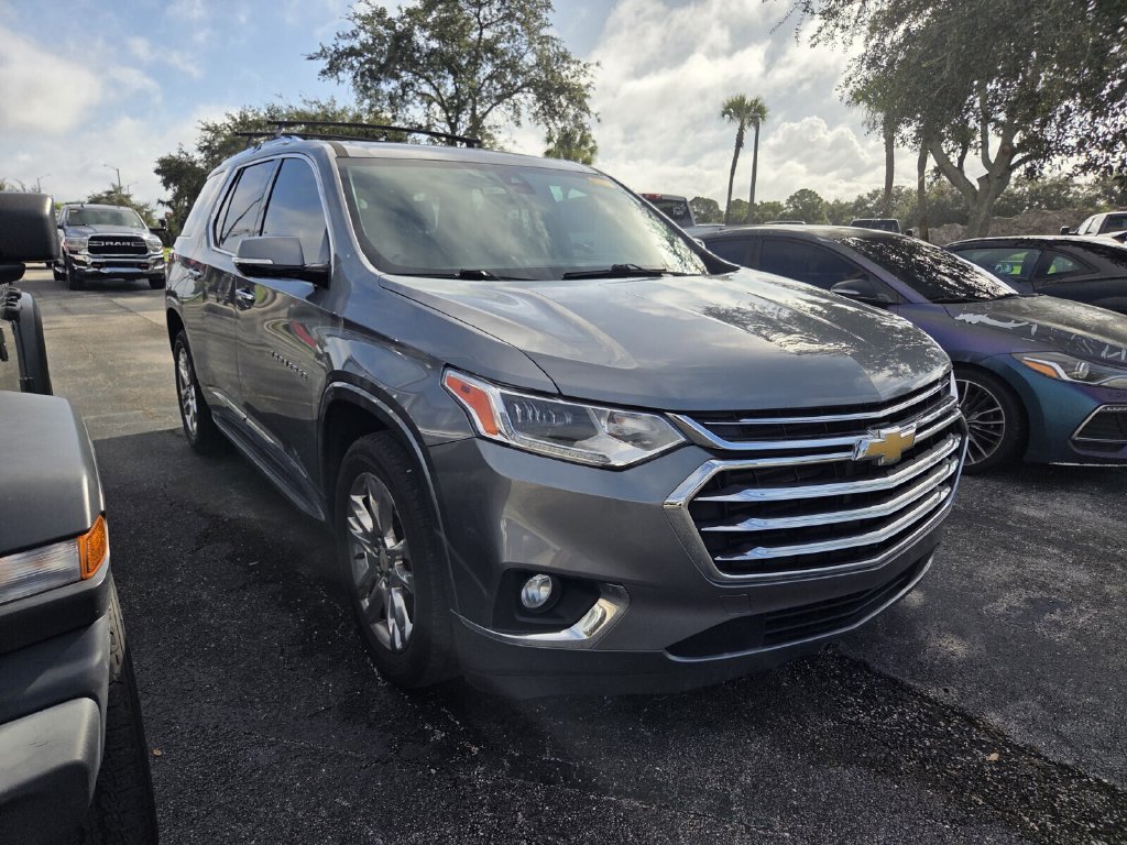 Used 2019 Chevrolet Traverse High Country AWD/4WD image 2