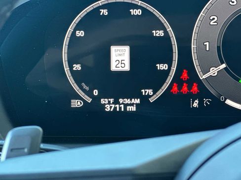 Used 2025 Porsche Cayenne E-Hybrid image 27