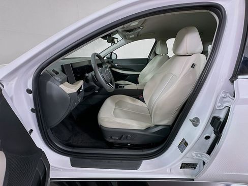 Used 2025 Hyundai Sonata SEL FWD image 21