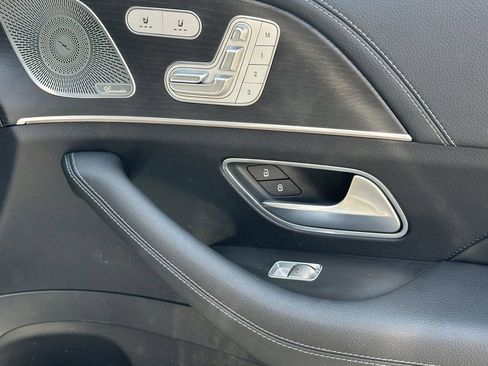 Certified 2024 Mercedes-Benz GLS 580 4MATIC image 17