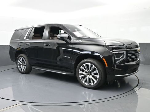 Used 2025 Chevrolet Tahoe High Country image 8