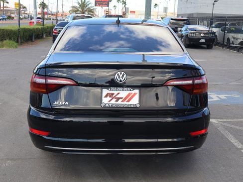 Used 2019 Volkswagen Jetta S w/ Driver Assistance Package image 6