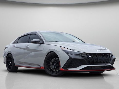 Used 2023 Hyundai Elantra N FWD image 2