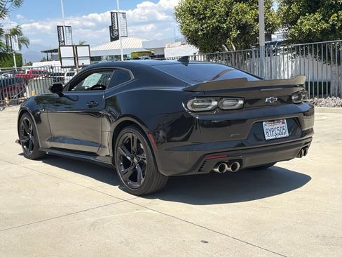 Used 2021 Chevrolet Camaro LT w/ RS Package RWD image 10