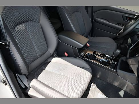 Certified 2026 Subaru Forester Premium AWD/4WD image 30