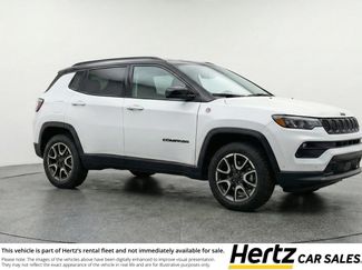 Used 2025 Jeep Compass Trailhawk AWD/4WD video 1