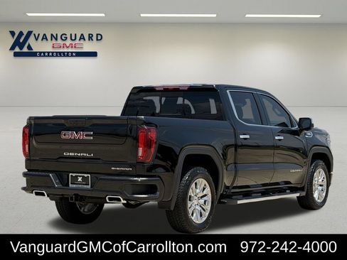 Used 2026 GMC Sierra 1500 Denali AWD/4WD image 9