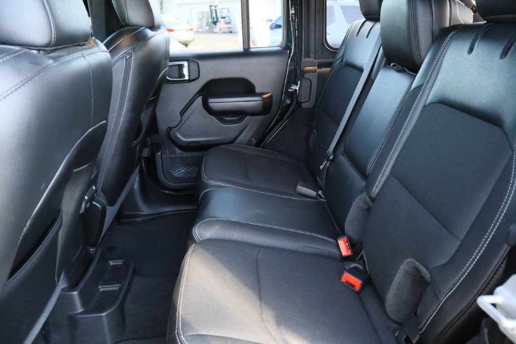 Used 2021 Jeep Wrangler Unlimited Sport AWD/4WD image 25