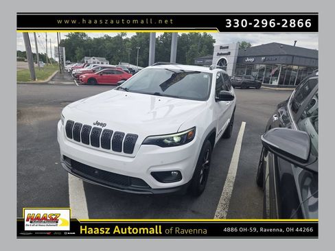 Used 2023 Jeep Cherokee Altitude Lux AWD/4WD image 1