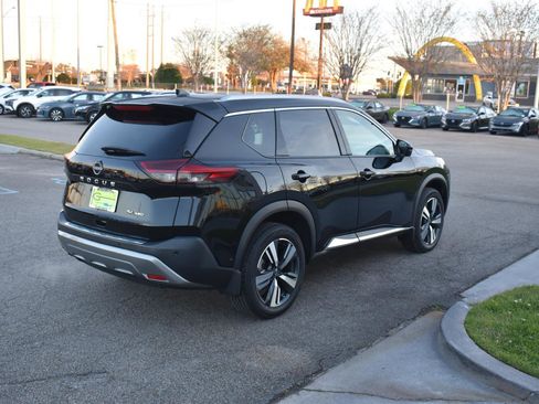 Certified 2023 Nissan Rogue SL w/ SL Premium Package image 9