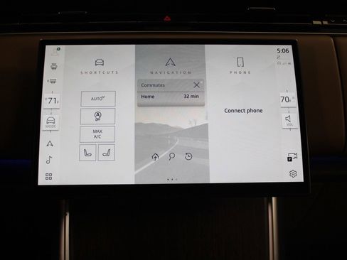 Used 2024 Land Rover Range Rover Long Wheelbase Autobiography image 26