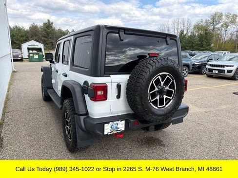Used 2024 Jeep Wrangler Unlimited Rubicon w/ Technology Group AWD/4WD image 7