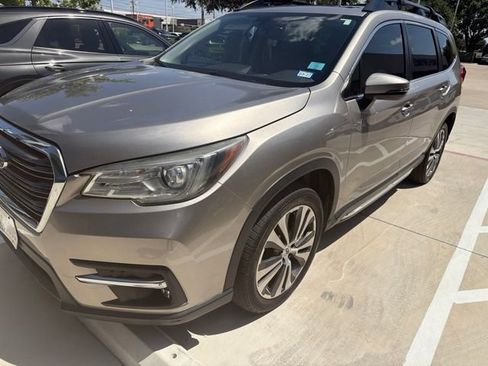 Used 2020 Subaru Ascent Limited w/ Technology Package AWD/4WD image 2
