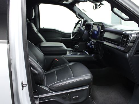 Used 2025 Ford F150 Lariat AWD/4WD image 12