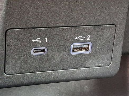 Certified 2024 Nissan Kicks SV FWD image 25
