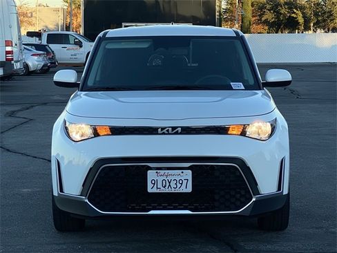 Used 2024 Kia Soul LX w/ Option Group 015 image 2