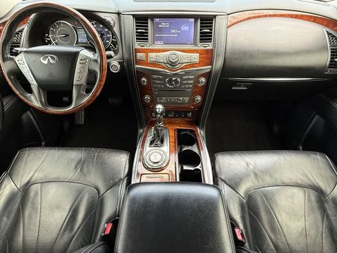 Used 2017 INFINITI QX80 2WD w/ Deluxe Technology Package image 16