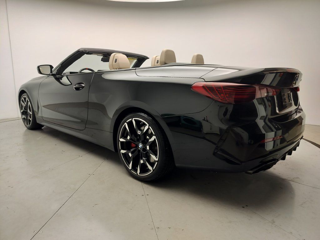 Certified 2026 BMW M440i Convertible w/ Premium Package RWD image 4